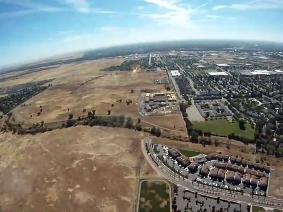 HELICOPTER UAV - Quadcopter 1000 feet (HELICOPTER UAV FOR SALE) www.UAVDronesForSale.com