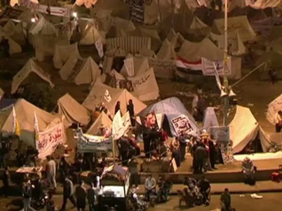 Egypte : Morsi annule le décret mais maintient le référendum