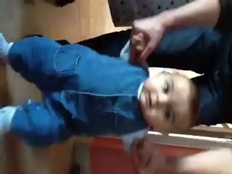 Charlotte premiers pas décembre 2012