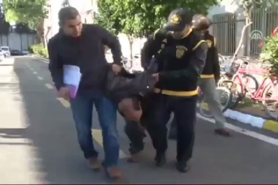 Hırsızlar hatıra fotoğrafı çektirdi