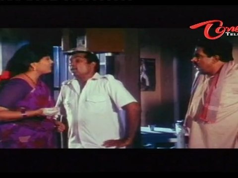 Hilarious Scene Between Brahmi - Mallikarjuna Rao