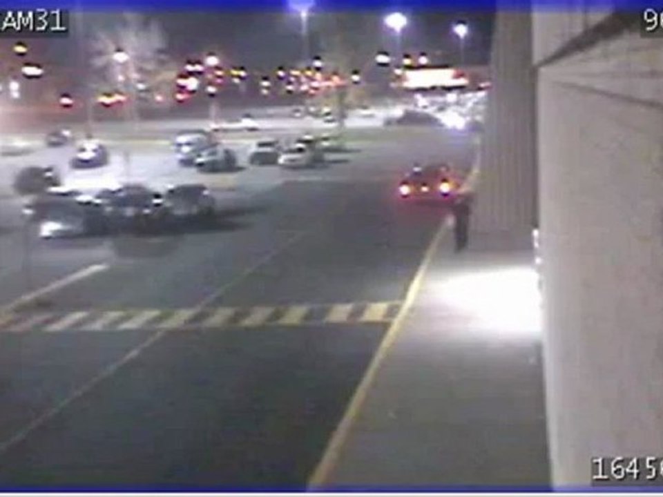 Sexual Assualt Suspect caught on camera in Brossard Quebec