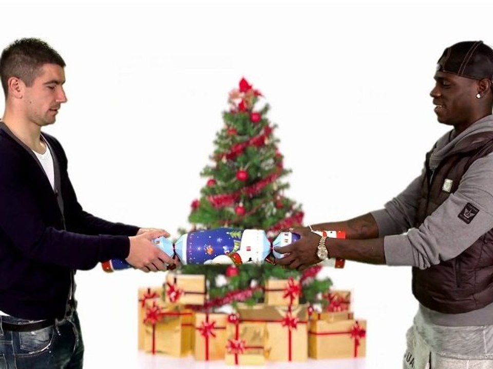 Quand Balotelli et Kolarov se prêtent à la magie de noël !