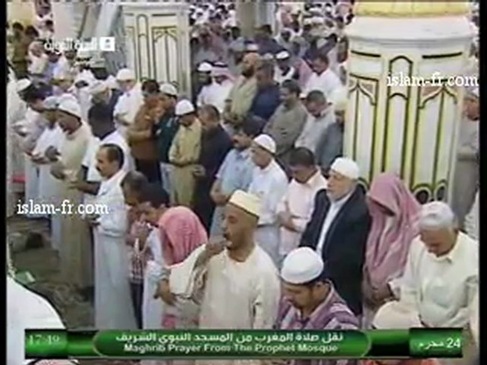 salat-al-maghreb-20121208-madinah