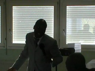 Pourquoi me cherchez vous_ ne savez vous pas que je m_occupe des affaires de mon pere (1)