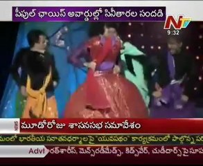 Bollywood Bigwigs at People's Choice Awards 2012 - 01