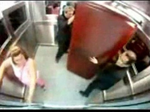 Ator que se finge de morto quase Morre em Pegadinha