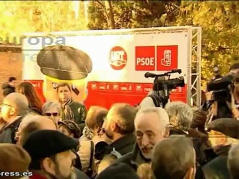 PSOE y UGT rinden homenaje a Pablo Iglesias