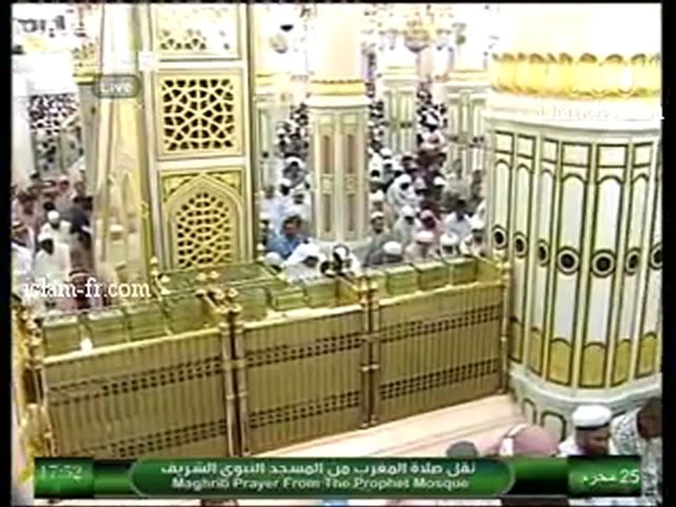 salat-al-maghreb-20121209-madinah