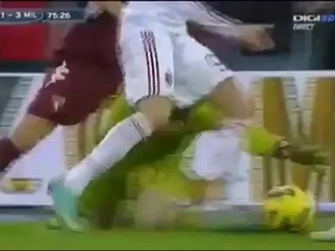 Bursa Taruhan Bola-Cuplikan Liga Italia Torino vs AC Milan 2-4 2012