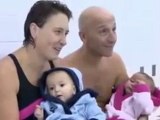 9 Aylık Bebekler Havuzda 25 Metre Yüzüyor