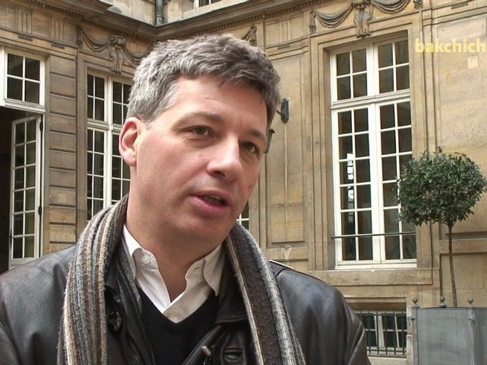 Etienne Cendrier : "On prend la population pour des cobayes"