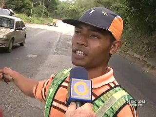 Plomovisión: Deslizamiento en carretera nacional podría dejar incomunicados a los estados Anzoátegui y Sucre