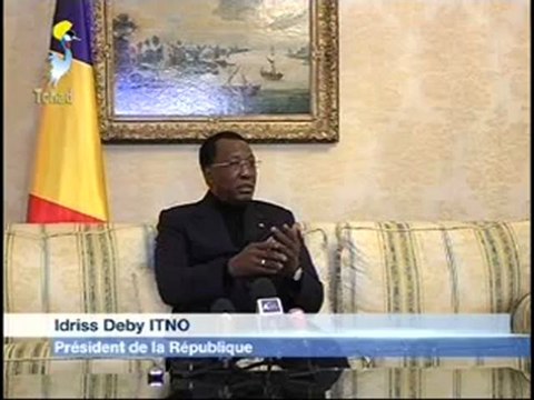 UN TOTO à PARIS : Vidéo-conférence de presse du président Idriss Deby Itno à Paris - SUR TOL