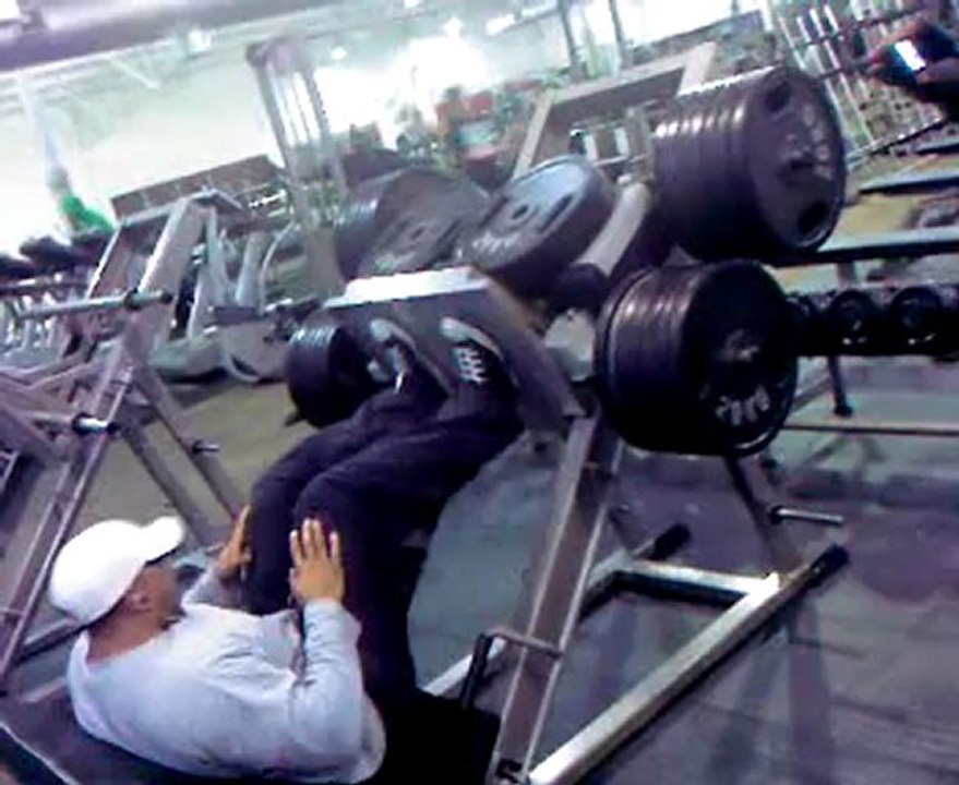 Paul Monster Legpress