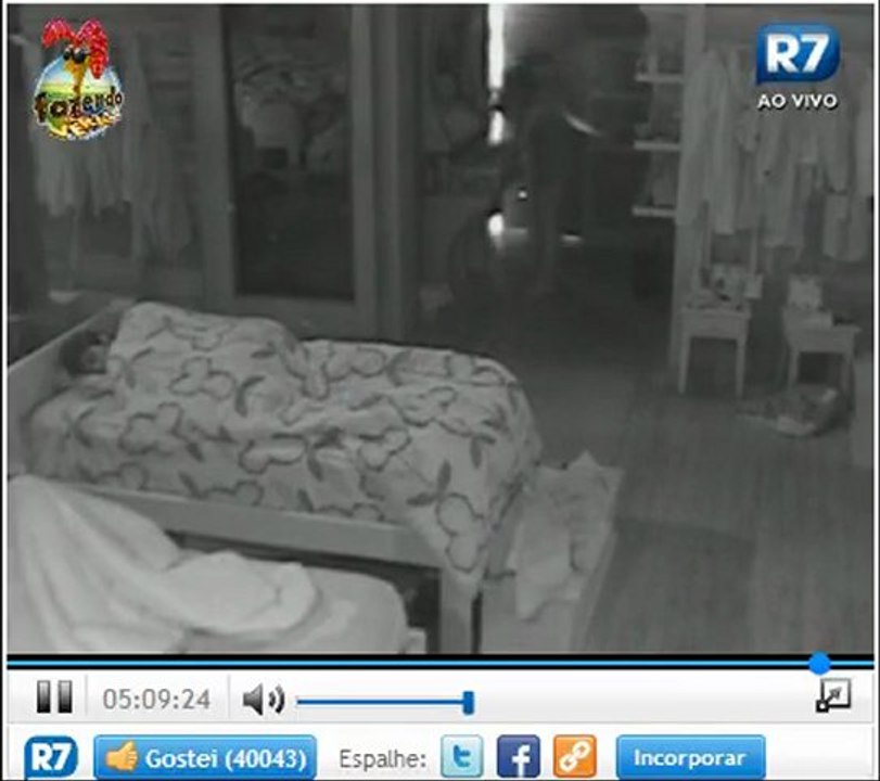 Beijo Manu e Angelis