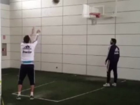 L'adresse de Gonzalo Higuain sur lancer-franc !