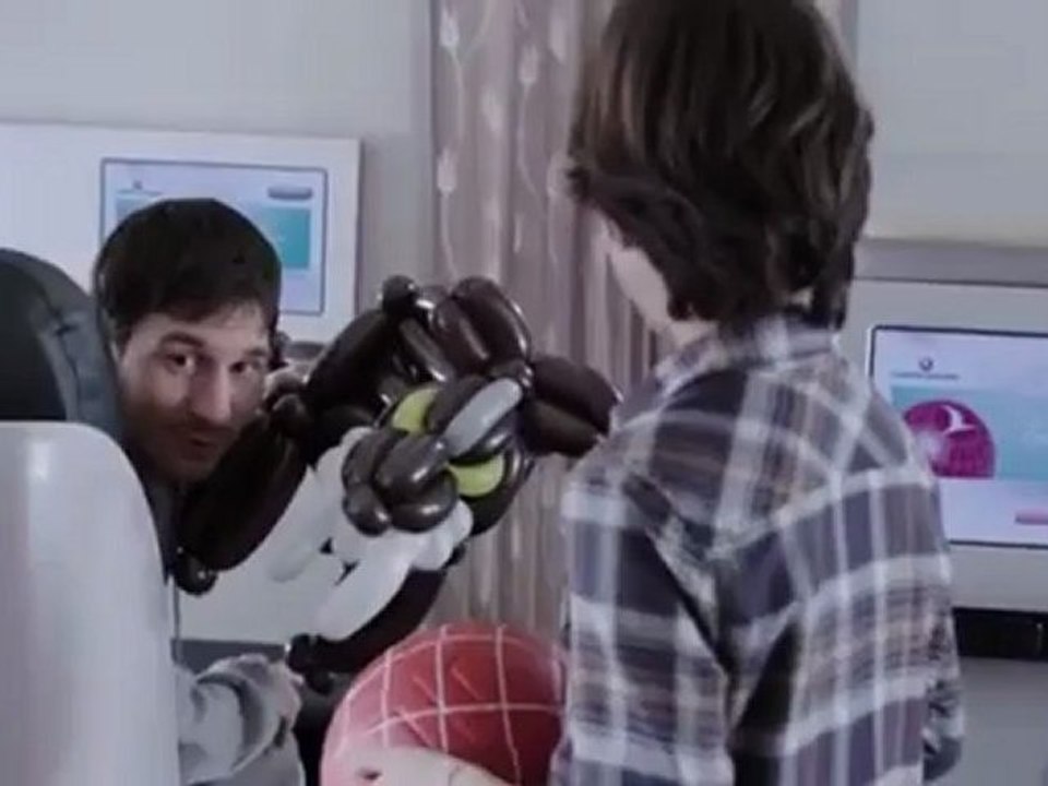 Kobe vs Messi- Legends on Board - Turkish Airlines