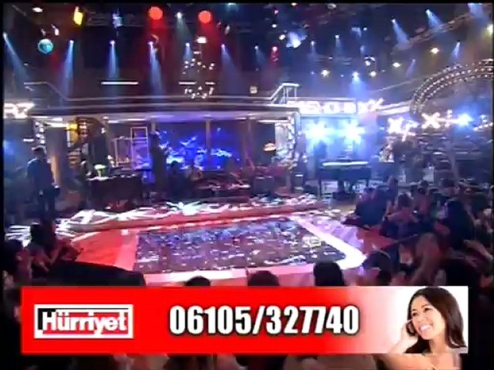 ÜMIT BESEN ( BEYAZ SHOW ) VAHIT TOROS:YASAR GÜRLERTÜRK ( TAHTA MASA )