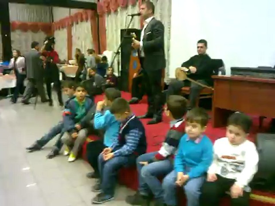 Sami ÇELİK-Benim ANNEM-Ömer Lütfi Mete Şiiri