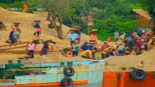 ชีวิตจริงยิ่งกว่าละคร วันที่ 11 ธันวาคม 2555