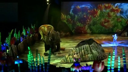 La Marche des Dinosaures Lyon Halle Tony Garnier