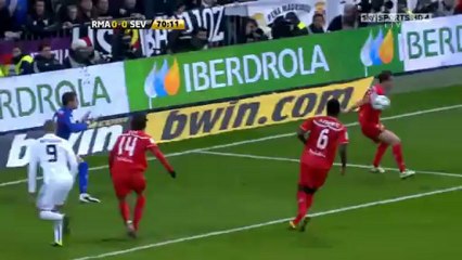 Cristiano Ronaldo vs Sevilla (H) 10-11 HD 720p by MemeT [CdR]