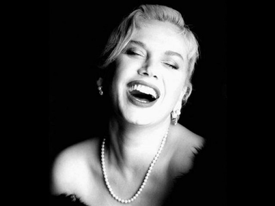 Dj MeCo vs Sezen Aksu  Adı Bende Saklı REMIX