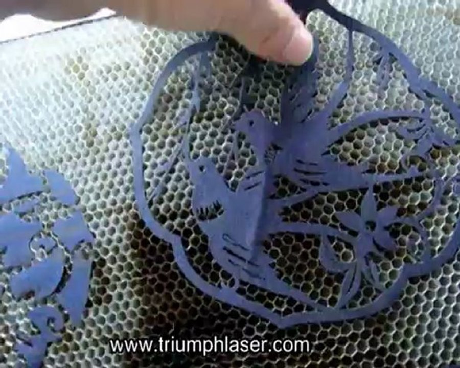 fabric cutting-laser cutting machine