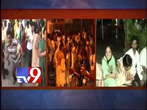 Police lathicharge Tirumala devotees waiting for tickets