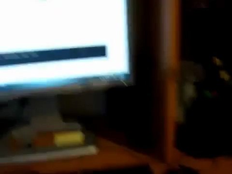 kipi раздает подарки