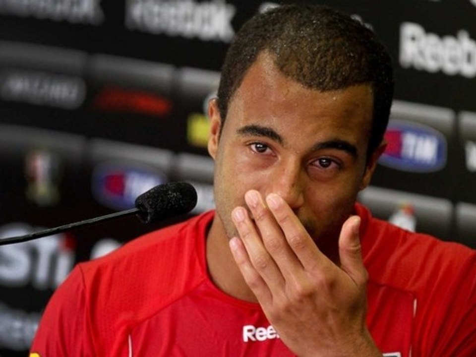 Les larmes de Lucas Moura avant son dernier match !