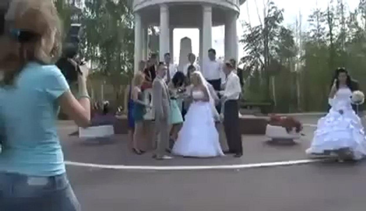 Bagarre entre photographes d'un mariage !