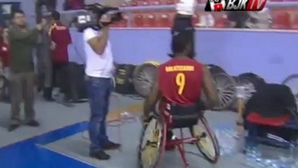 Wheelchair basketball brawl in Turkey