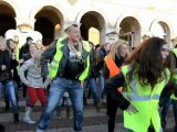 Téléthon : une flash mob sur le Gangnam style à Hazebrouck