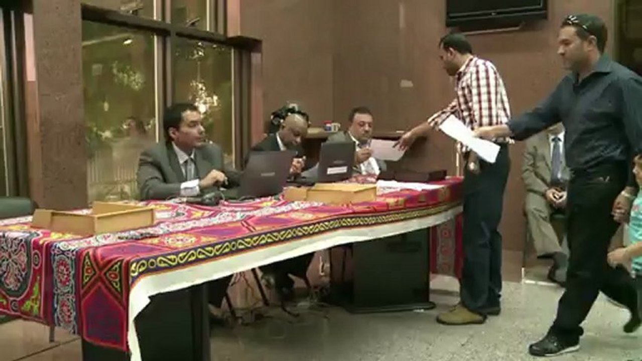 Les Egyptiens de Dubaï votent pour le référendum