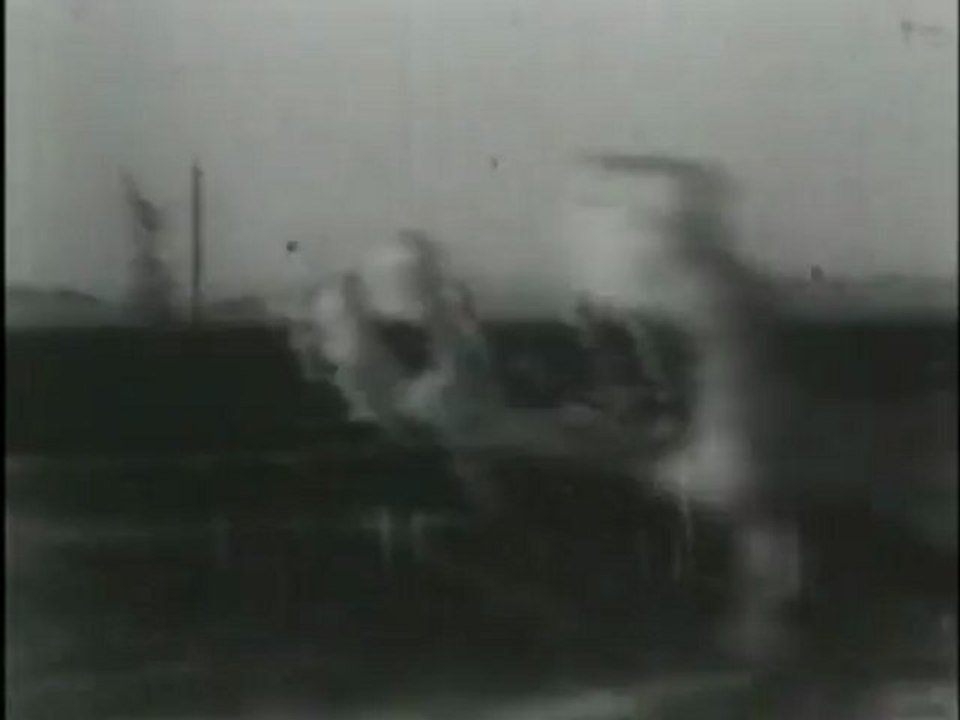 atom bomb tests (1946)