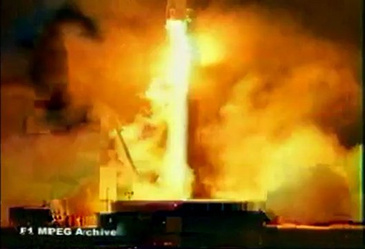 Серия взрывов в открытом космосе