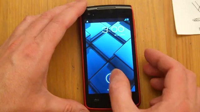 Alcatel OT-992D - Распаковка, первое включение