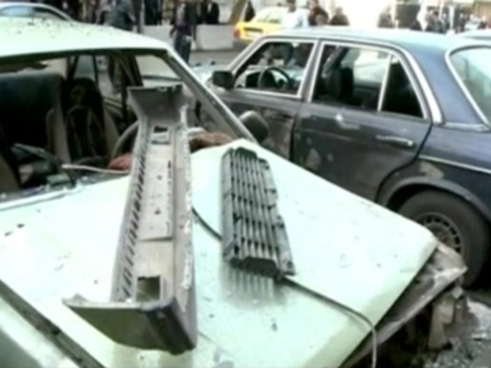 Blasts rock Damascus