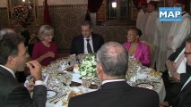 Sa Majesté le Roi Mohammed VI, offre un dîner officiel en l'honneur du Premier ministre français.