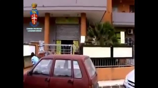 Francavilla Fontana (BR) - Confisca dei beni di Cosimo Rochira (10.12.12)