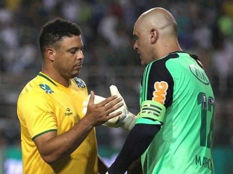 Les Brésiliens, champions du monde 2002, remettent ça !