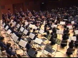 村方千之指揮　特別演奏会　ヴィラ＝ロボス「ウィラプルー」　シューマン「ピアノ協奏曲」　ブラームス「交響曲第１番」　3/4