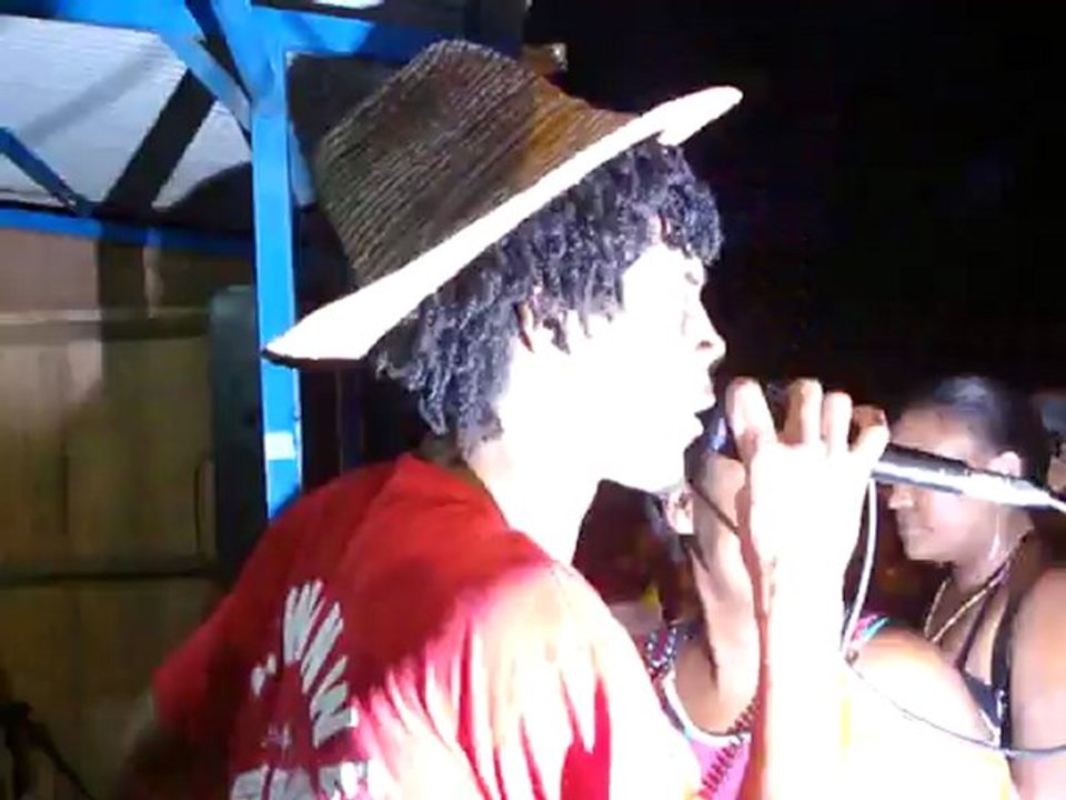 Bakwa Nwel "Nana" place du 22 mai au Robert - mercredi 12 décembre 2012