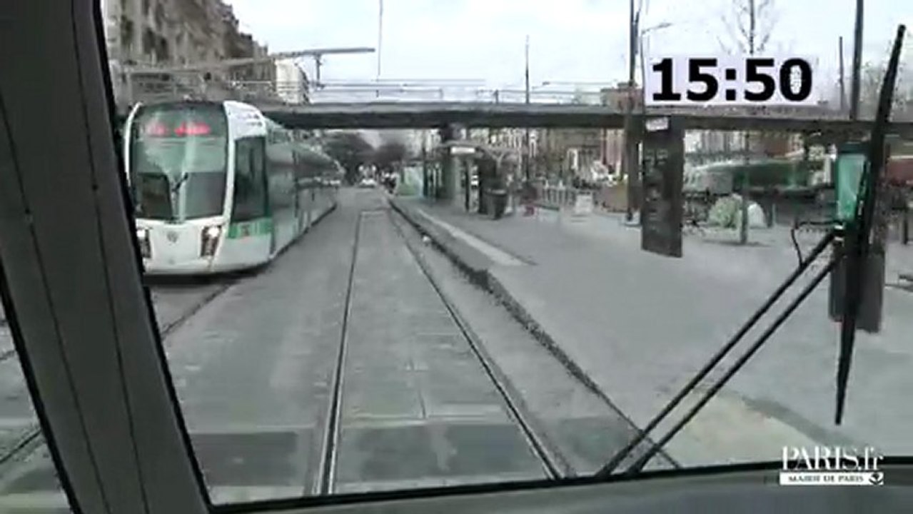 Prenez le tramway de la porte d'Ivry à la porte de la Chapelle