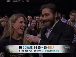 Jake Gyllenhaal - 12-12-12 Concert for Sandy Relief
