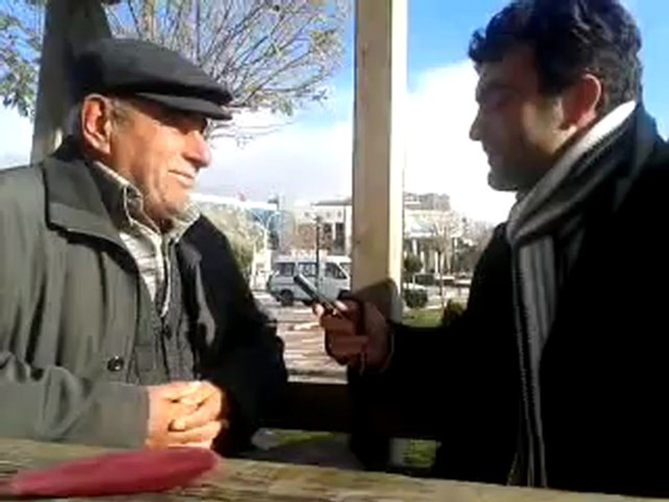 video-2012-12-13-13-30-46