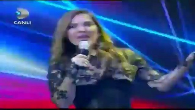 Demet Akalın - Giderli Şarkılar