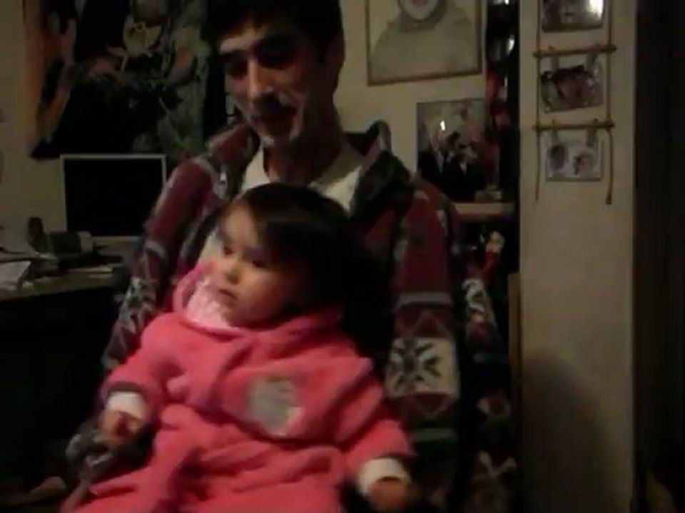 Papa et poupette en mode "corde à sauter"